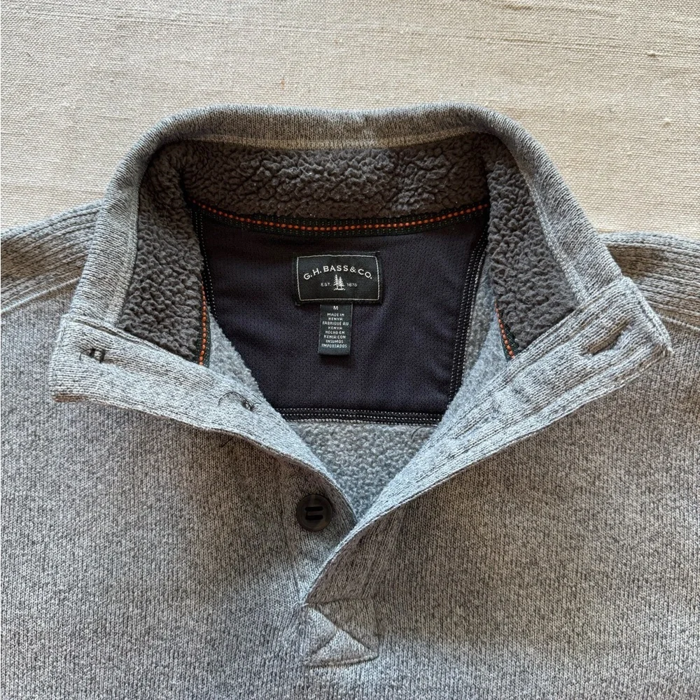 G.H. Bass & Co. Gray Crewneck Sweater